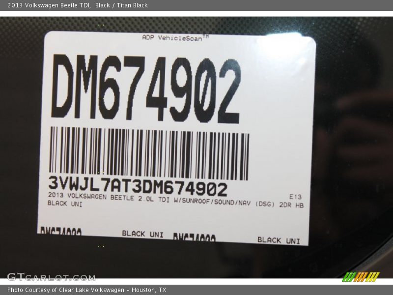 Black / Titan Black 2013 Volkswagen Beetle TDI