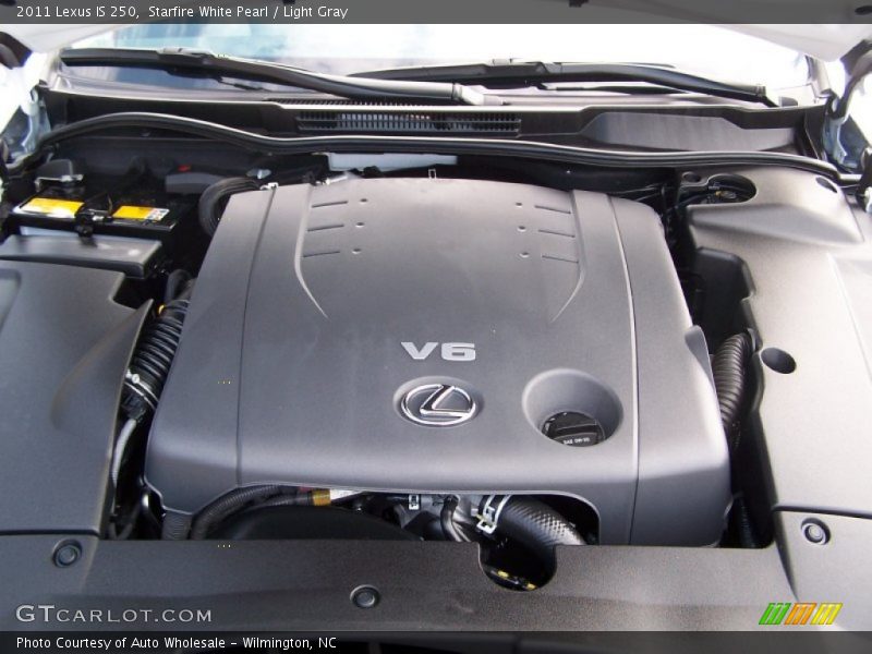 Starfire White Pearl / Light Gray 2011 Lexus IS 250