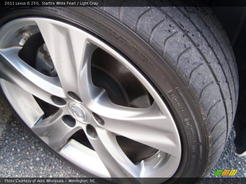 Starfire White Pearl / Light Gray 2011 Lexus IS 250