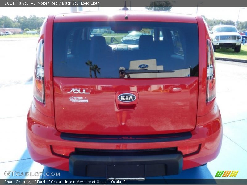 Molten Red / Black Soul Logo Cloth 2011 Kia Soul +