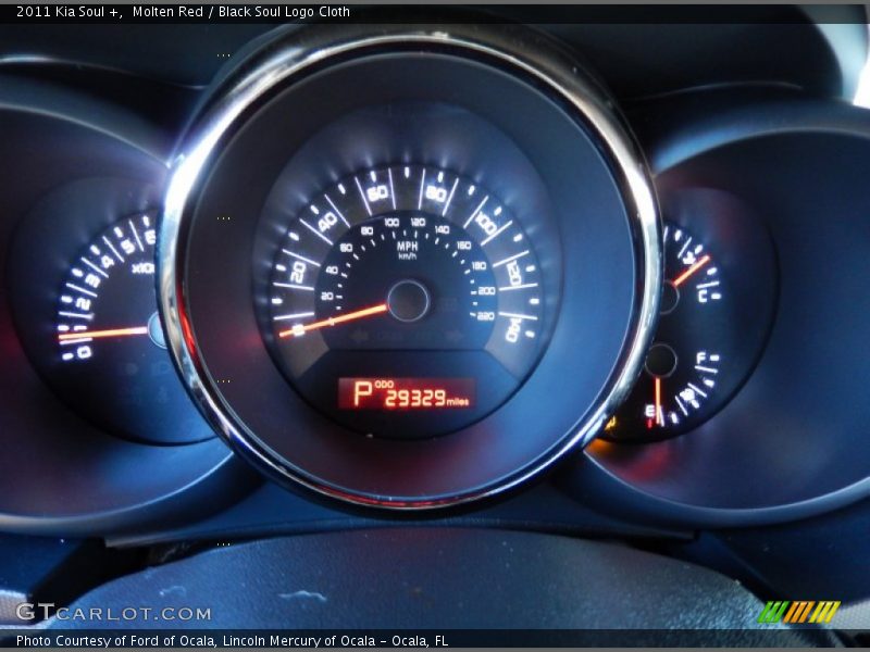 Molten Red / Black Soul Logo Cloth 2011 Kia Soul +