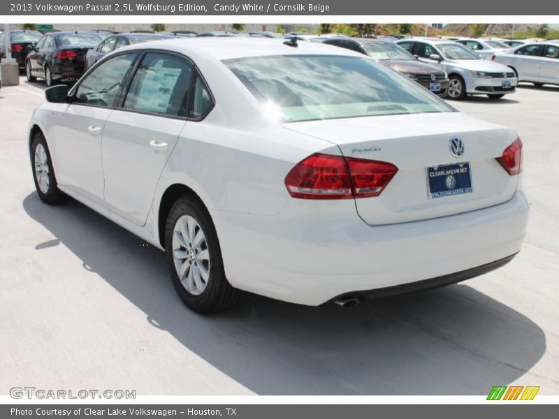 Candy White / Cornsilk Beige 2013 Volkswagen Passat 2.5L Wolfsburg Edition