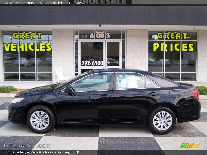 Attitude Black Metallic / Ivory 2012 Toyota Camry L