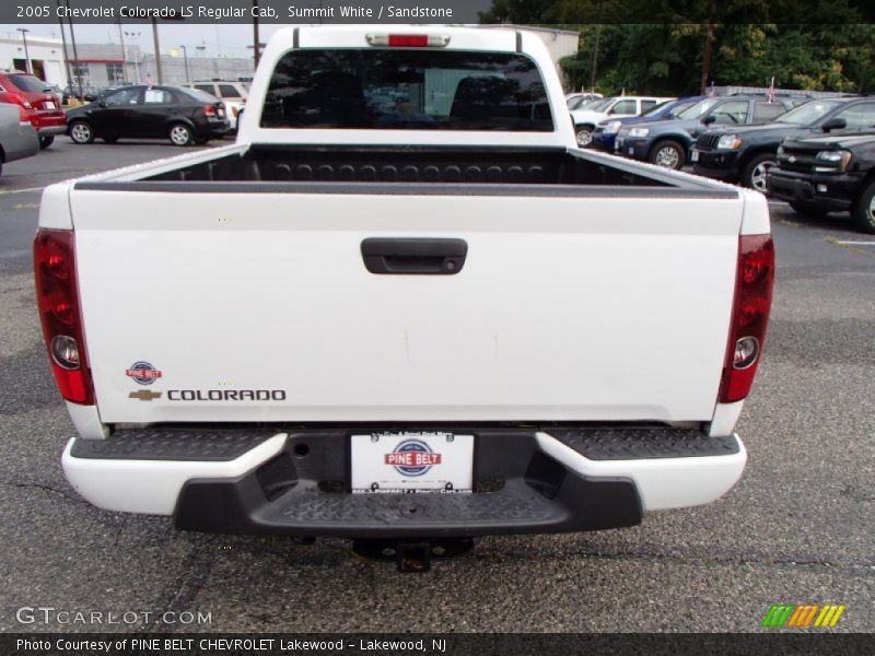 Summit White / Sandstone 2005 Chevrolet Colorado LS Regular Cab