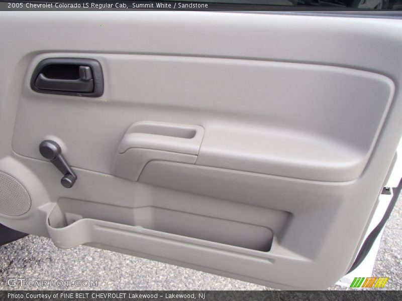 Summit White / Sandstone 2005 Chevrolet Colorado LS Regular Cab