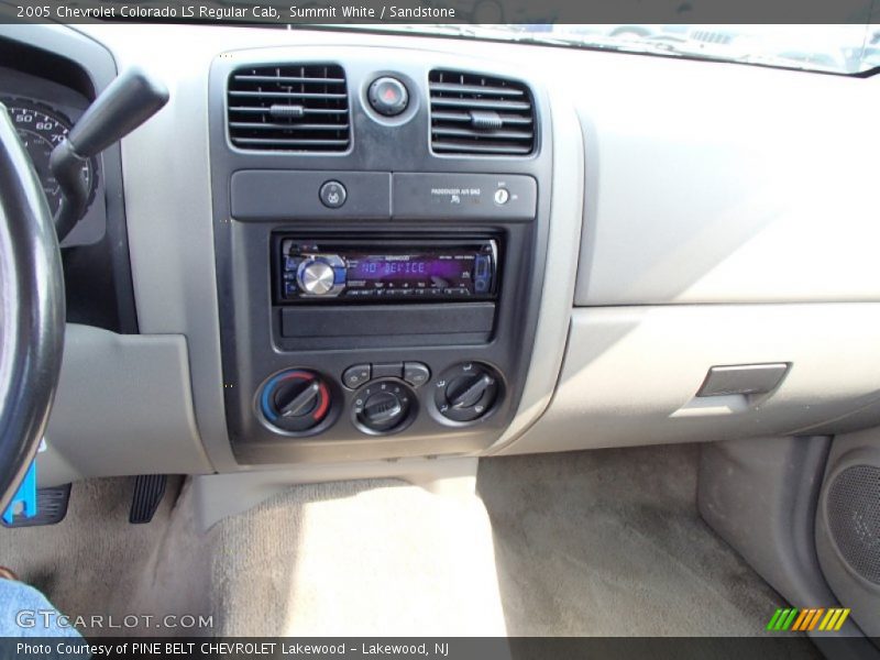 Summit White / Sandstone 2005 Chevrolet Colorado LS Regular Cab