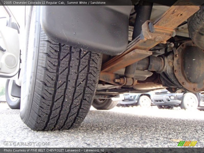 Summit White / Sandstone 2005 Chevrolet Colorado LS Regular Cab