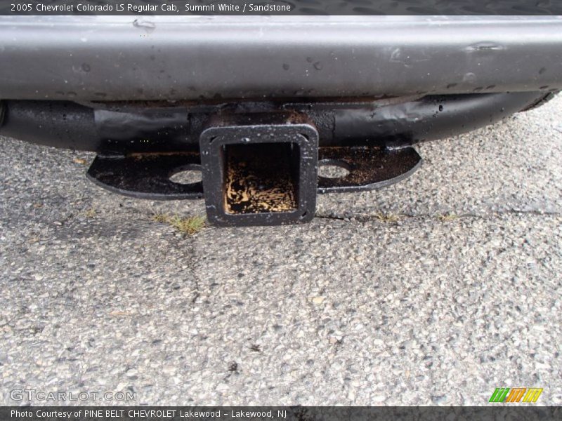 Summit White / Sandstone 2005 Chevrolet Colorado LS Regular Cab
