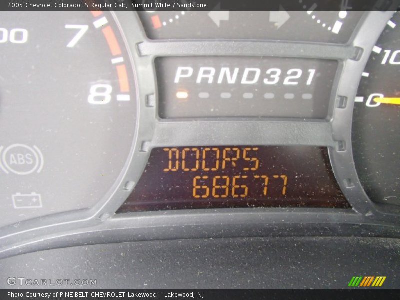 Summit White / Sandstone 2005 Chevrolet Colorado LS Regular Cab