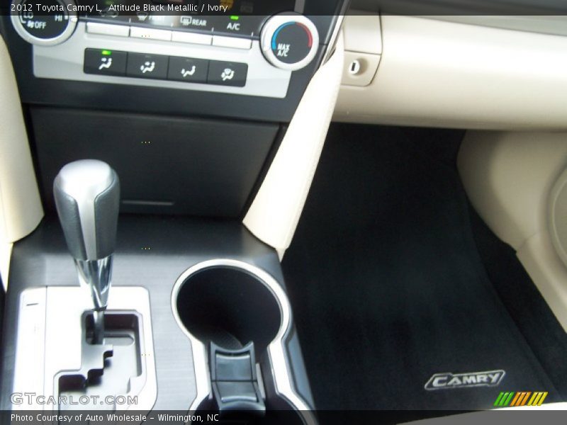 Attitude Black Metallic / Ivory 2012 Toyota Camry L
