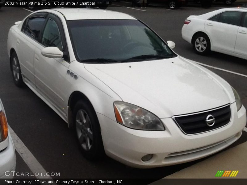 Cloud White / Charcoal 2003 Nissan Altima 2.5 S