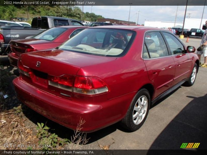 Firepepper Red Pearl / Ivory 2002 Honda Accord SE Sedan