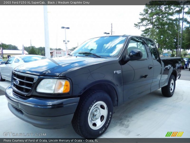 Black / Medium Graphite Grey 2003 Ford F150 XL SuperCab