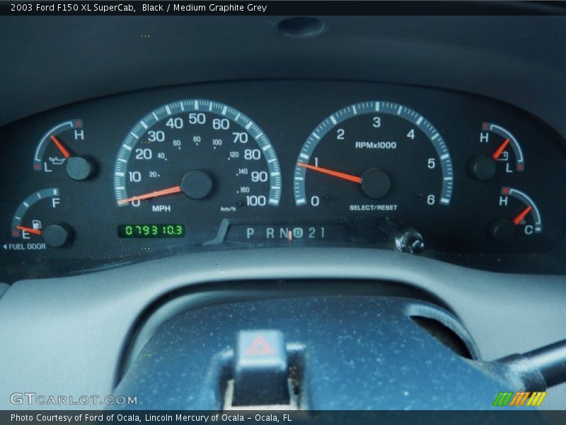 Black / Medium Graphite Grey 2003 Ford F150 XL SuperCab