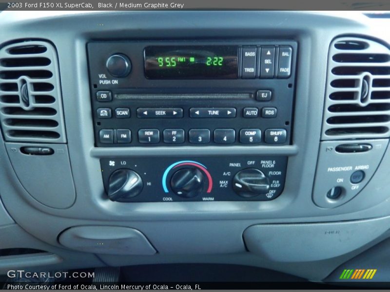 Black / Medium Graphite Grey 2003 Ford F150 XL SuperCab