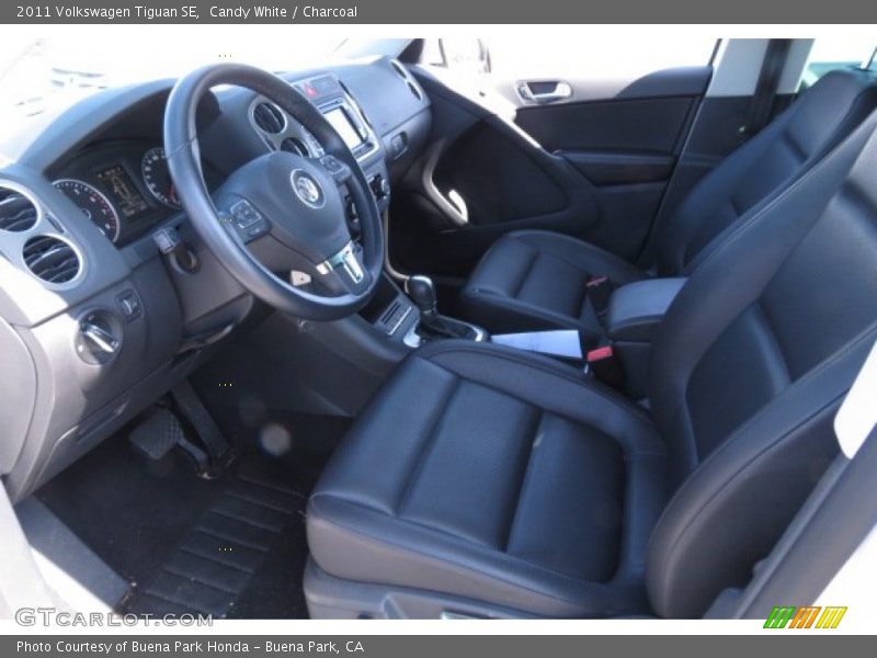 Candy White / Charcoal 2011 Volkswagen Tiguan SE