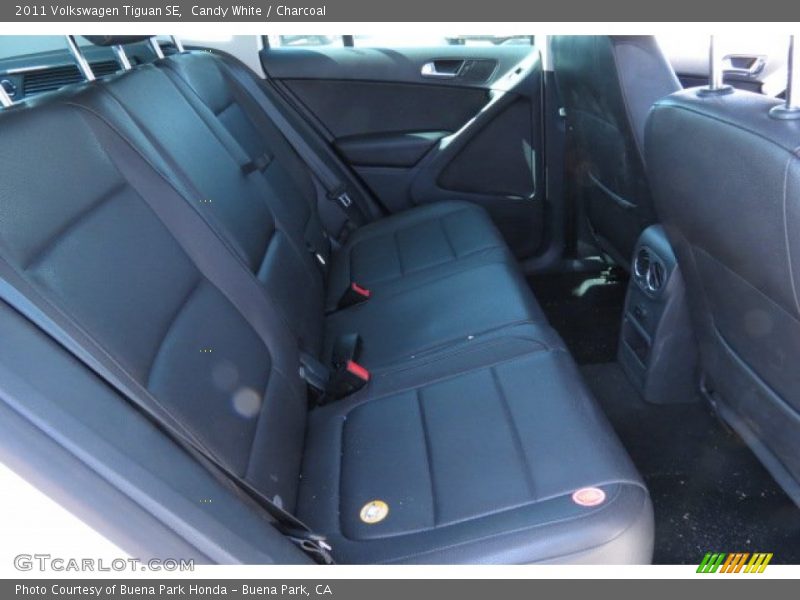 Candy White / Charcoal 2011 Volkswagen Tiguan SE