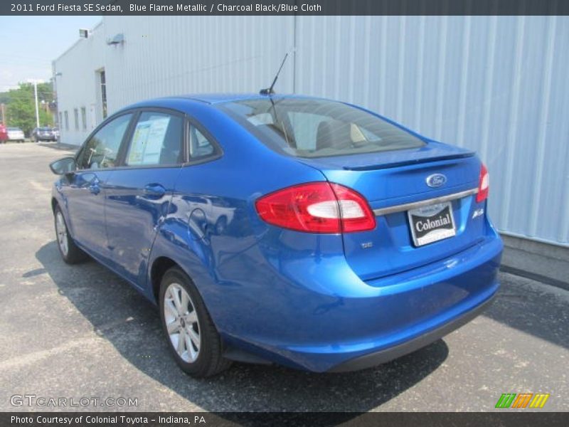 Blue Flame Metallic / Charcoal Black/Blue Cloth 2011 Ford Fiesta SE Sedan
