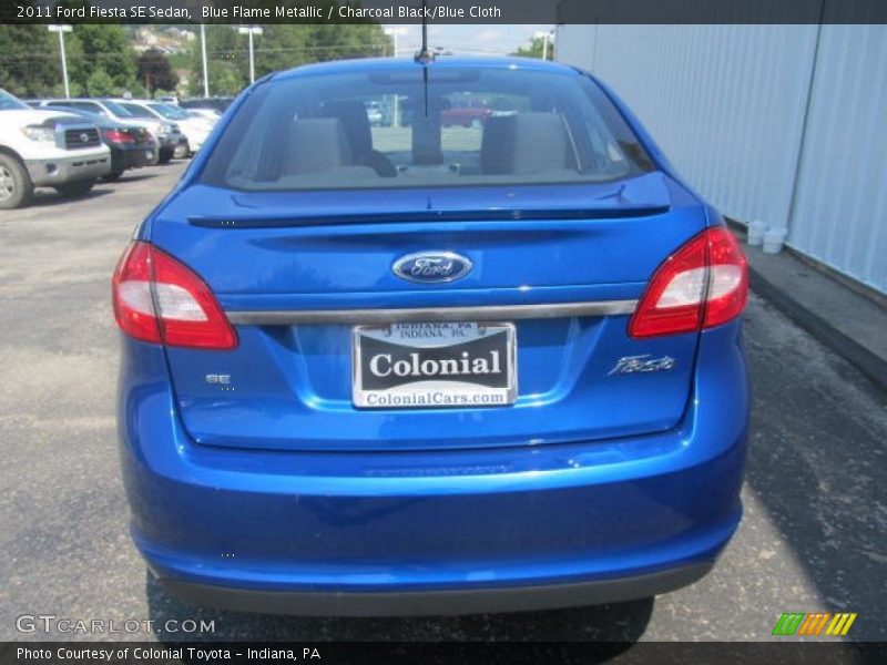 Blue Flame Metallic / Charcoal Black/Blue Cloth 2011 Ford Fiesta SE Sedan