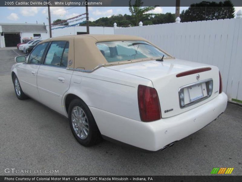 White Lightning / Cashmere 2005 Cadillac DeVille DHS