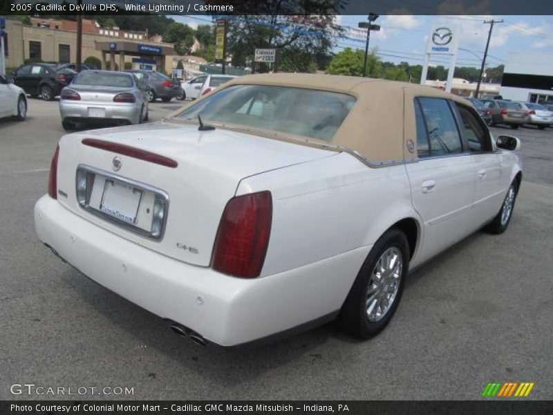 White Lightning / Cashmere 2005 Cadillac DeVille DHS