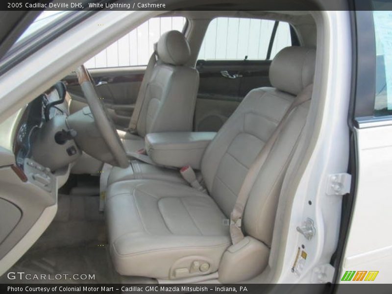 Front Seat of 2005 DeVille DHS