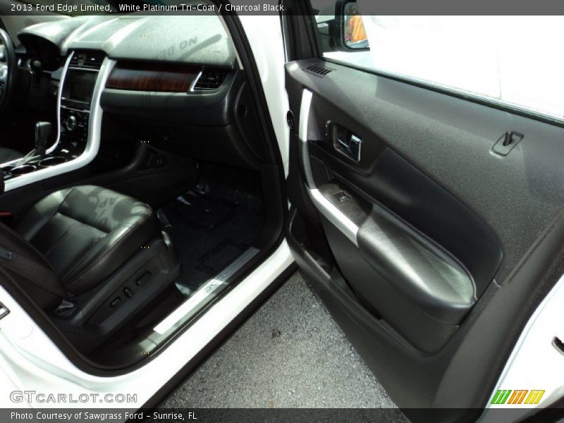 White Platinum Tri-Coat / Charcoal Black 2013 Ford Edge Limited