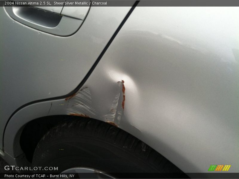 Sheer Silver Metallic / Charcoal 2004 Nissan Altima 2.5 SL