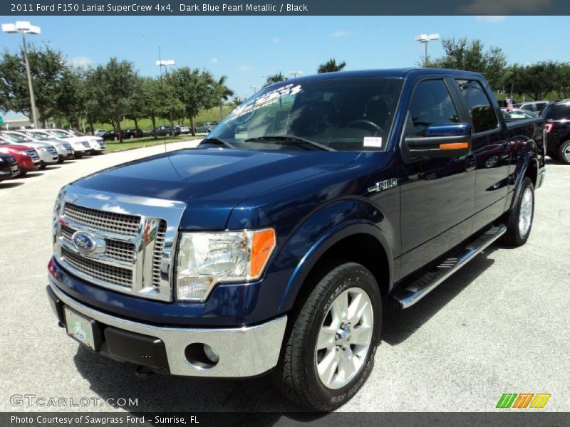 Front 3/4 View of 2011 F150 Lariat SuperCrew 4x4