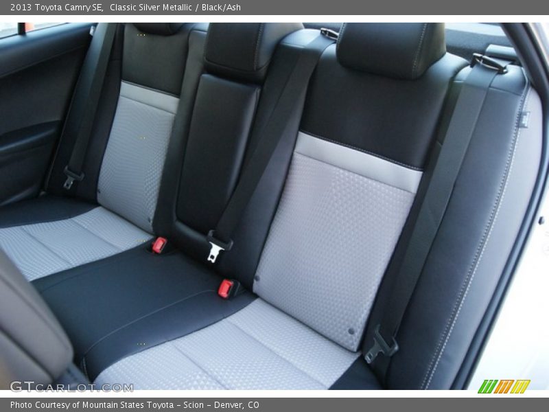 Classic Silver Metallic / Black/Ash 2013 Toyota Camry SE