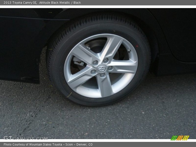 Attitude Black Metallic / Black 2013 Toyota Camry SE