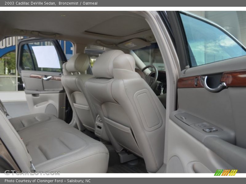 Bronzemist / Oatmeal 2003 Cadillac DeVille Sedan
