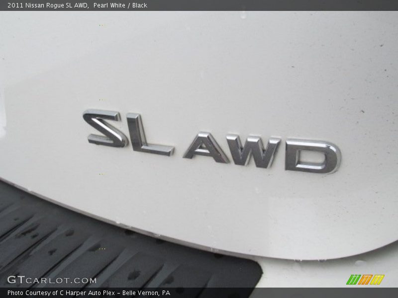 Pearl White / Black 2011 Nissan Rogue SL AWD