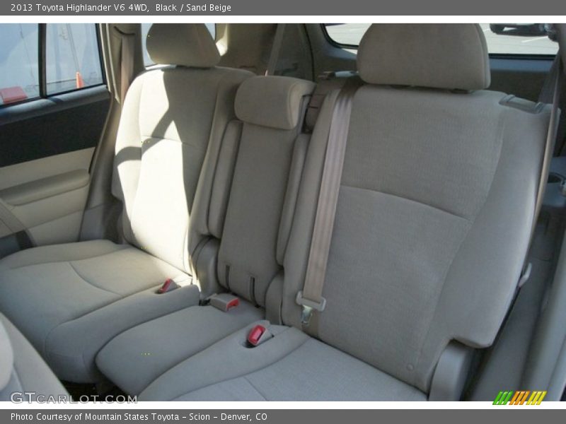 Black / Sand Beige 2013 Toyota Highlander V6 4WD