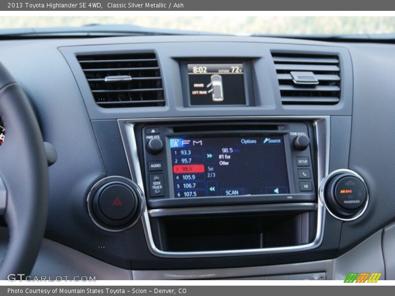 Classic Silver Metallic / Ash 2013 Toyota Highlander SE 4WD