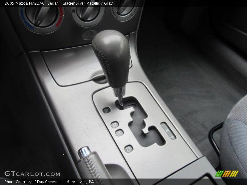 Glacier Silver Metallic / Gray 2005 Mazda MAZDA6 i Sedan