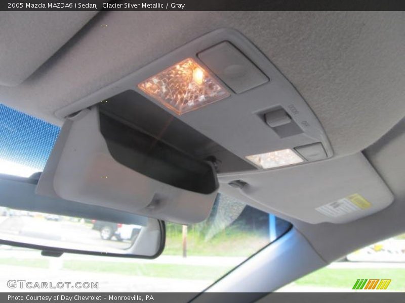 Glacier Silver Metallic / Gray 2005 Mazda MAZDA6 i Sedan