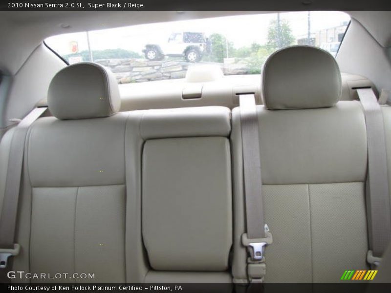 Super Black / Beige 2010 Nissan Sentra 2.0 SL