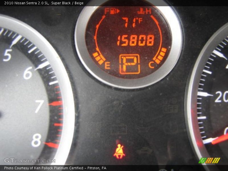 Super Black / Beige 2010 Nissan Sentra 2.0 SL