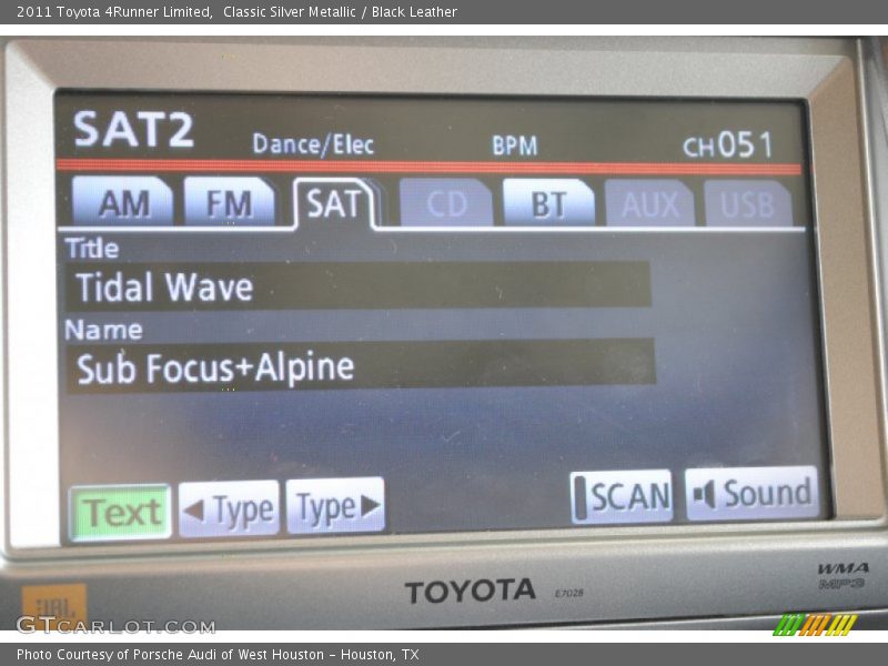 Classic Silver Metallic / Black Leather 2011 Toyota 4Runner Limited