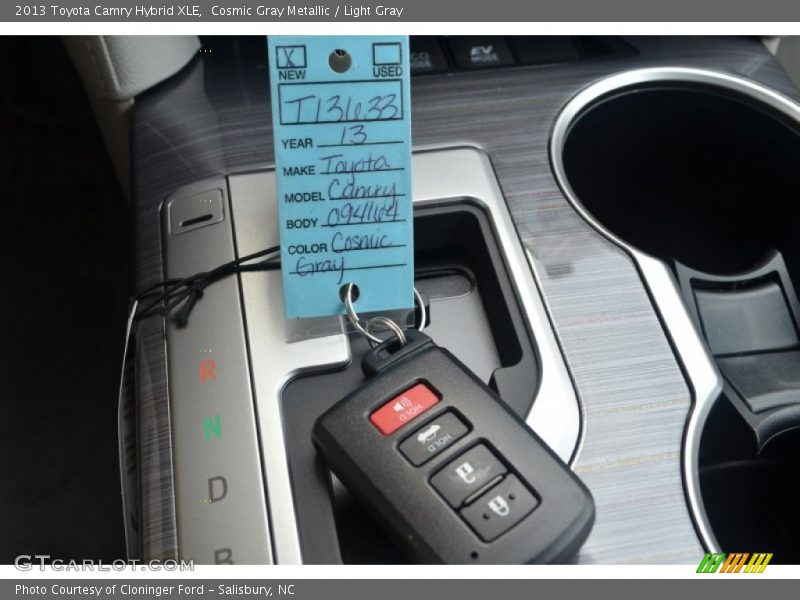 Cosmic Gray Metallic / Light Gray 2013 Toyota Camry Hybrid XLE
