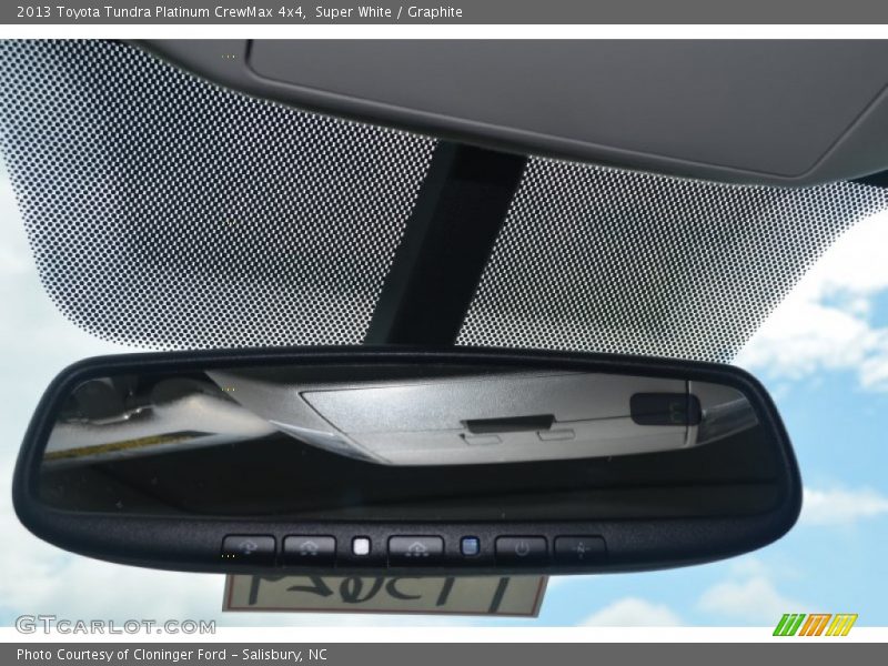 Super White / Graphite 2013 Toyota Tundra Platinum CrewMax 4x4