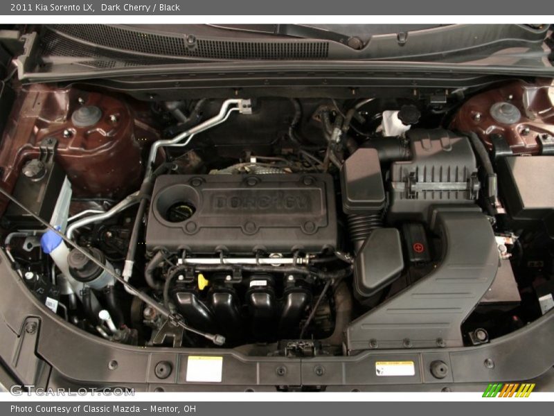 Dark Cherry / Black 2011 Kia Sorento LX