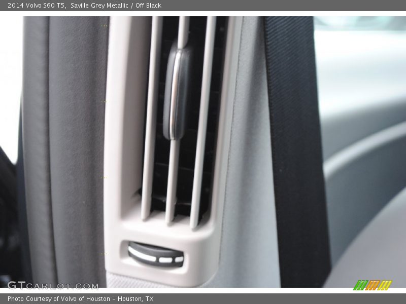 Saville Grey Metallic / Off Black 2014 Volvo S60 T5