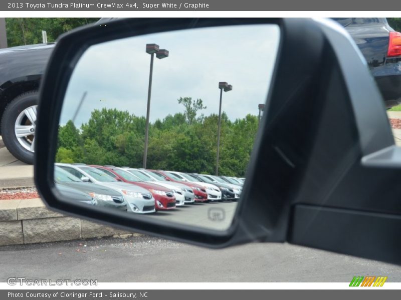 Super White / Graphite 2013 Toyota Tundra Platinum CrewMax 4x4