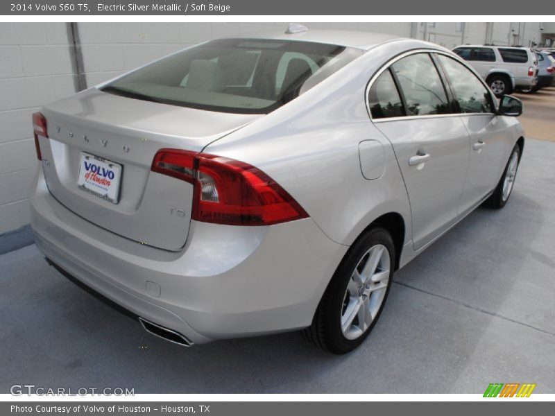 Electric Silver Metallic / Soft Beige 2014 Volvo S60 T5
