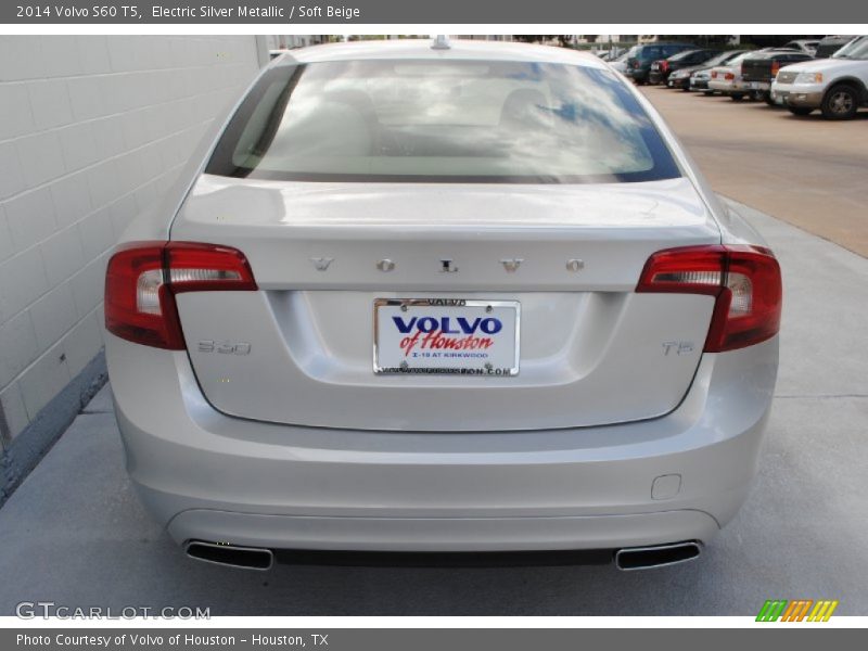 Electric Silver Metallic / Soft Beige 2014 Volvo S60 T5