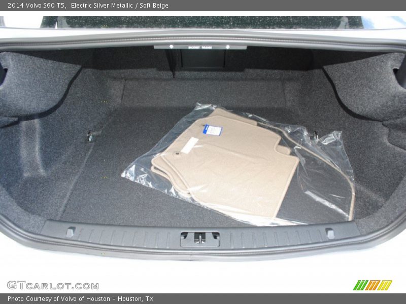 Electric Silver Metallic / Soft Beige 2014 Volvo S60 T5