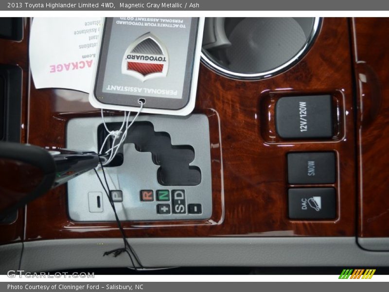 Magnetic Gray Metallic / Ash 2013 Toyota Highlander Limited 4WD