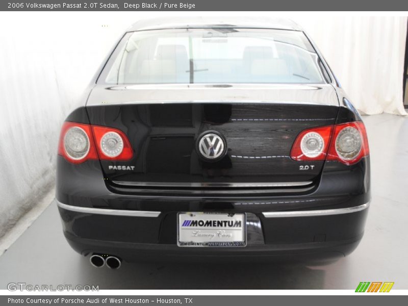 Deep Black / Pure Beige 2006 Volkswagen Passat 2.0T Sedan